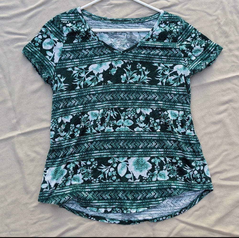Sonoma Goods for Life Green Tropical T-Shirt - Picture 3 of 11